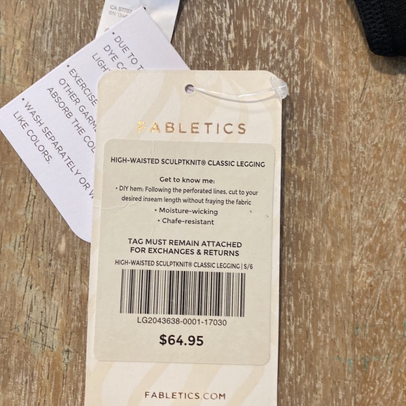 Fabletics High-waisted sculpknit classic legging, black, Small, NWT - Picture 3 of 5